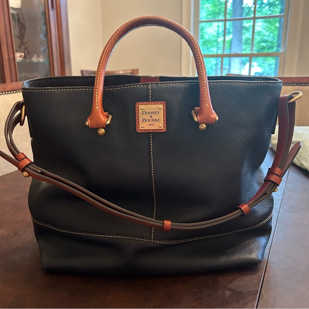 Dooney & Bourke Dillen Chelsea Handbag